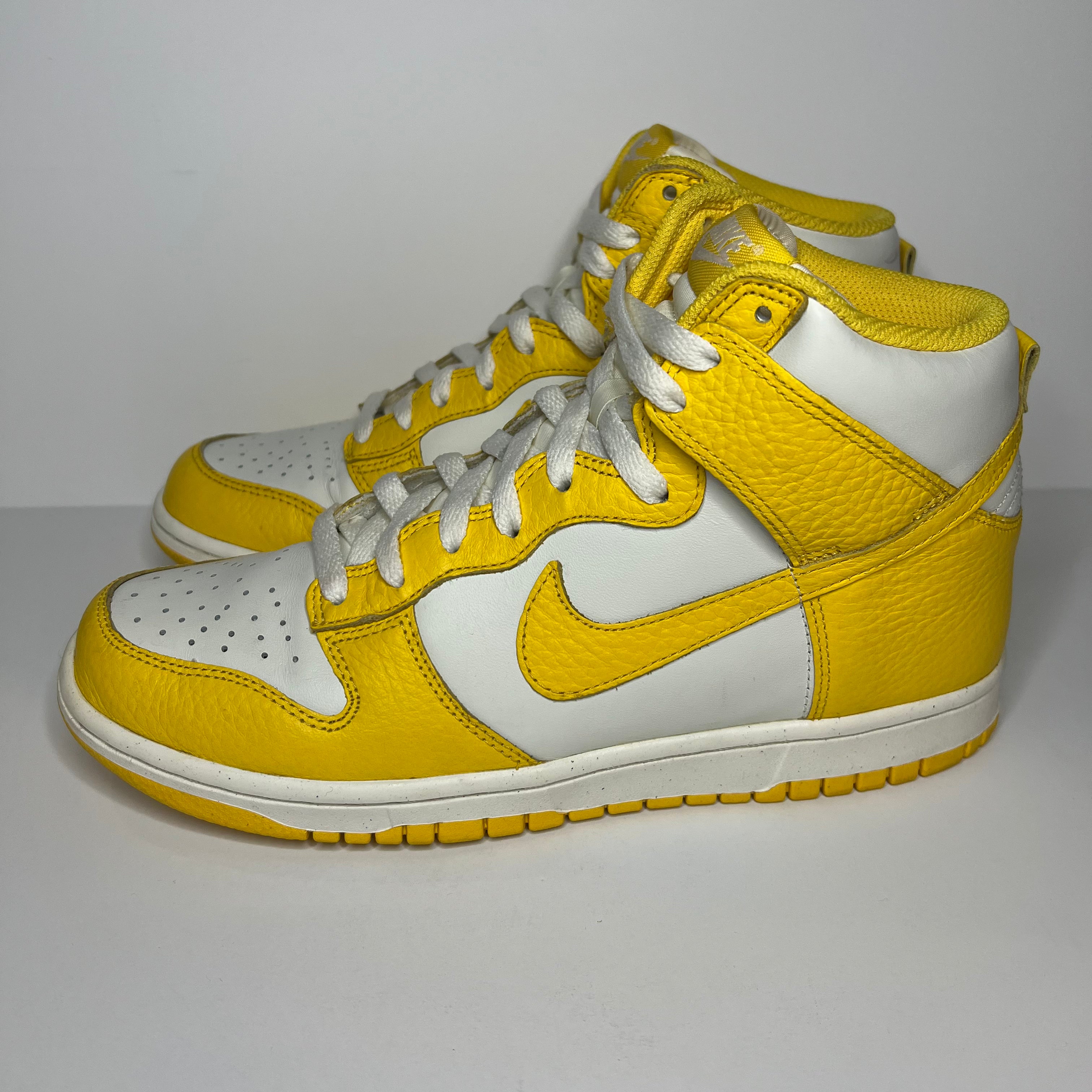 Nike Dunk High “Maize Sail” (Size 8)