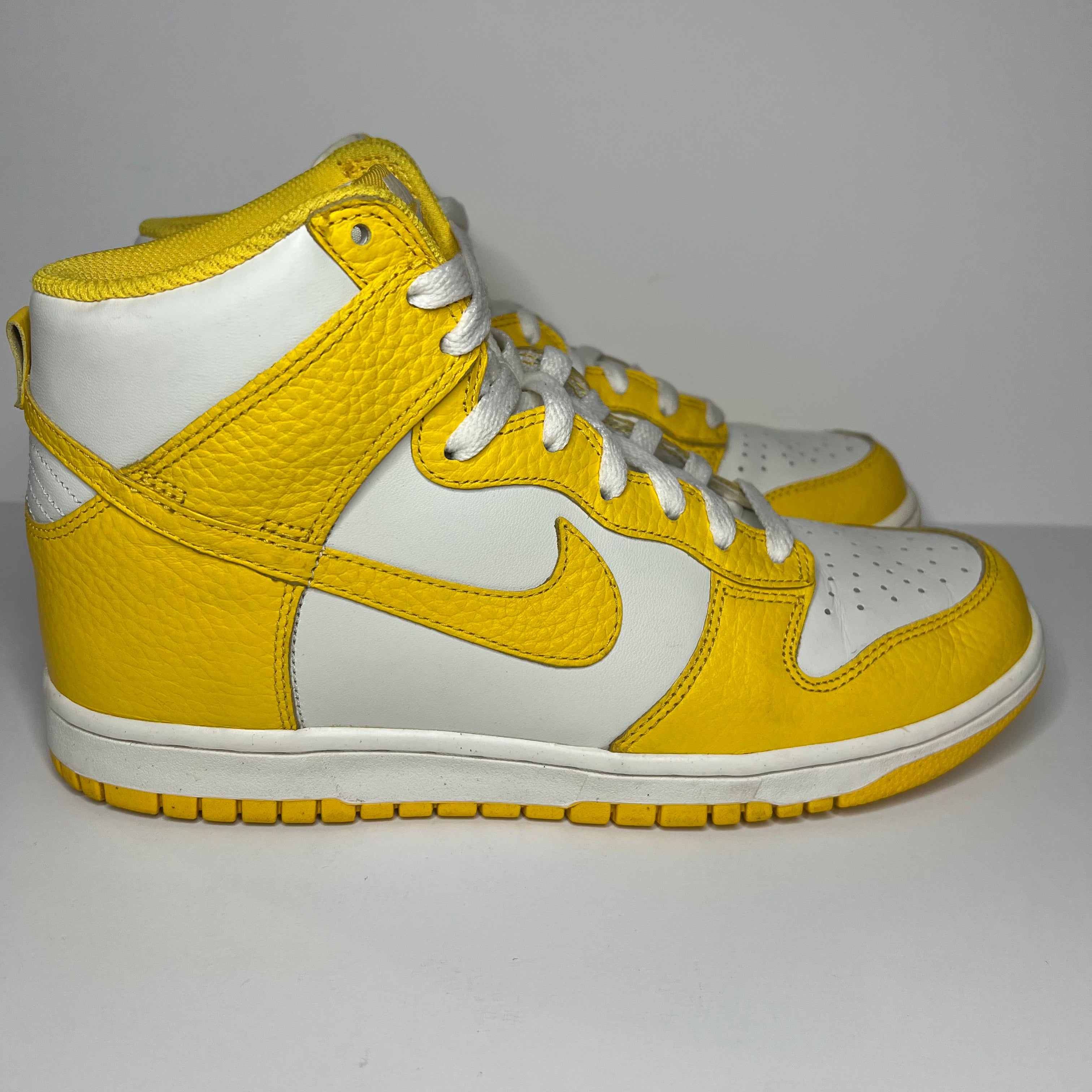 Nike Dunk High “Maize Sail” (Size 8)